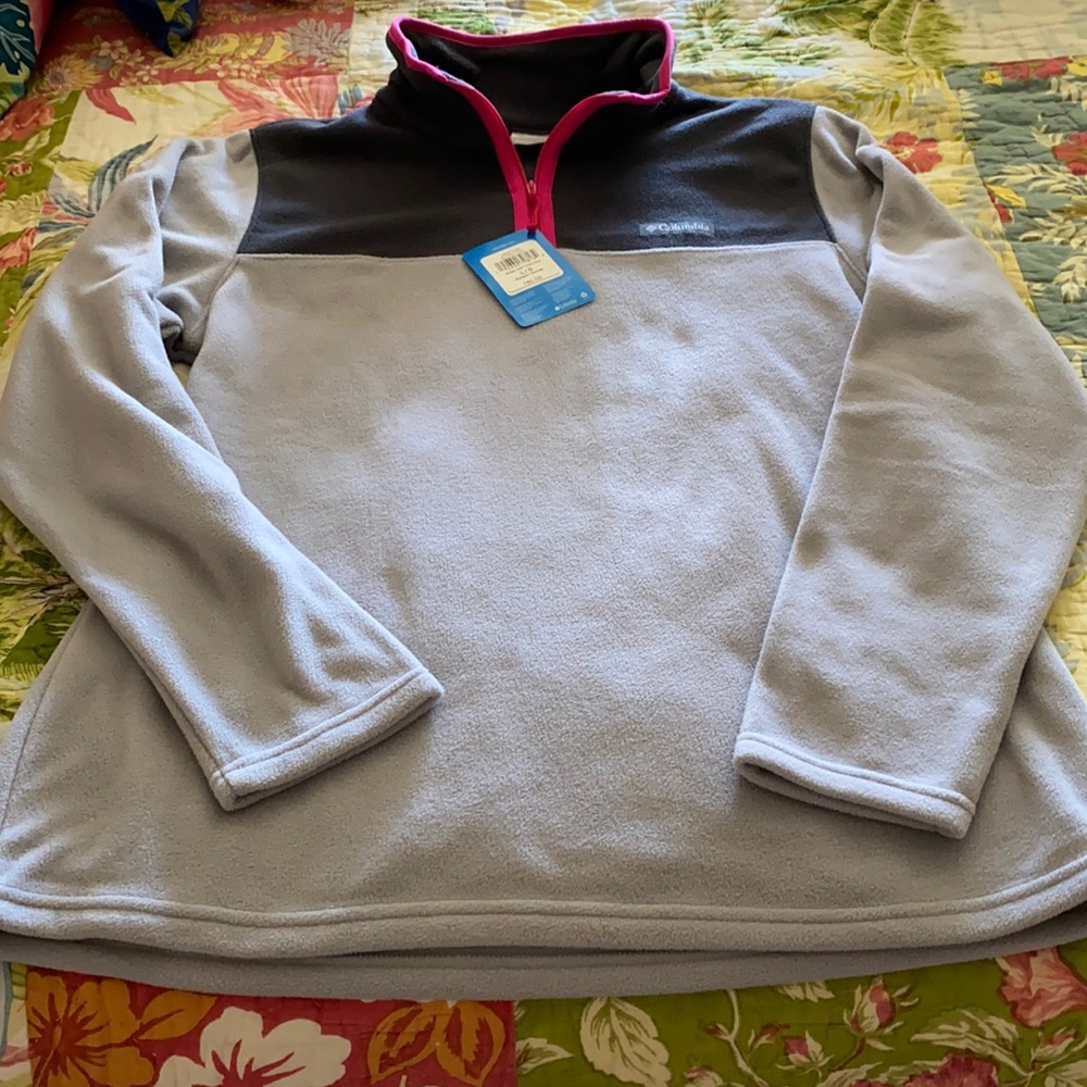 BNWT Columbia fleece pullover